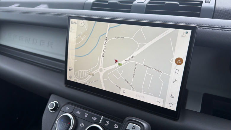 Land Rover Defender 3.0 D250 X-Dynamic HSE 90 3dr Auto Diesel Estate